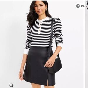 LOFT Petite Black Seamed Faux Leather Mini Skirt in 00P